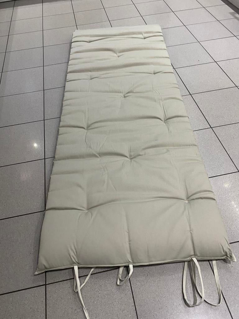 Futon matras (massage) amper gebruikt, Enlèvement, Neuf