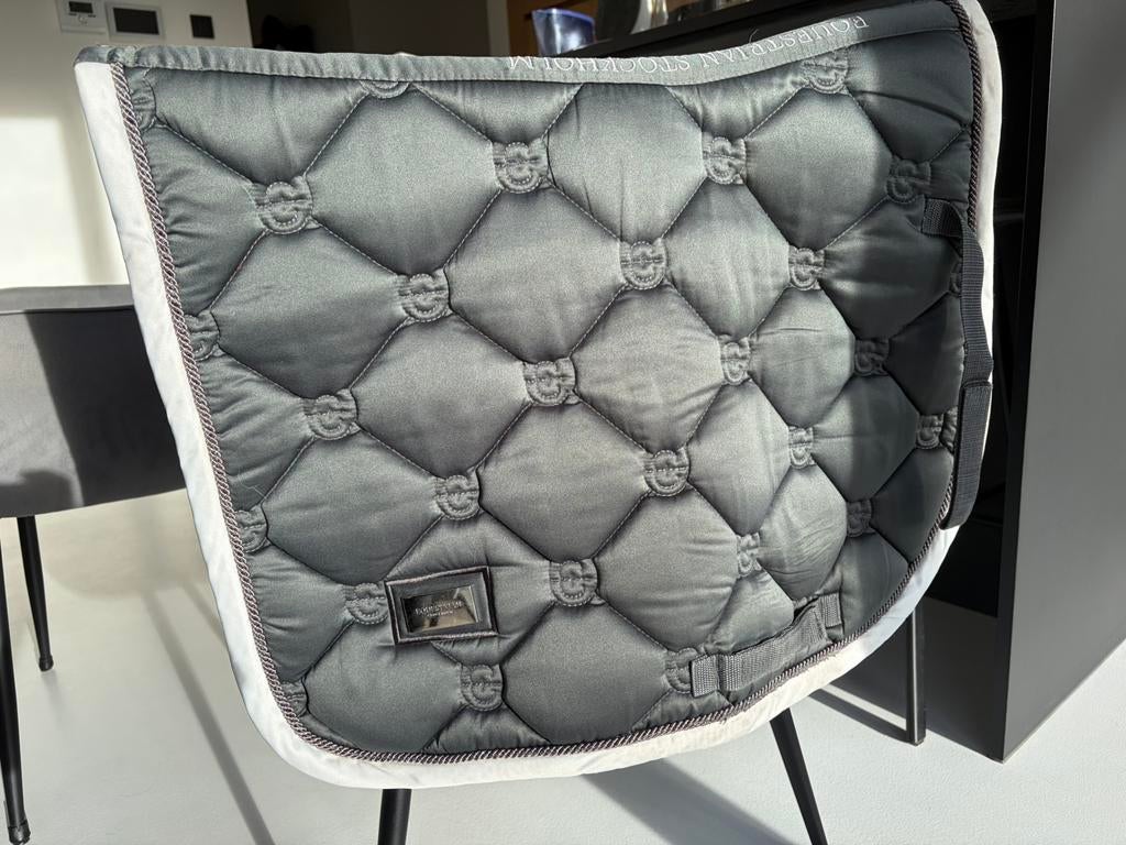 Tapis de selle Silver Cloud Equestrian Stockholm, Enlèvement ou Envoi, Comme neuf