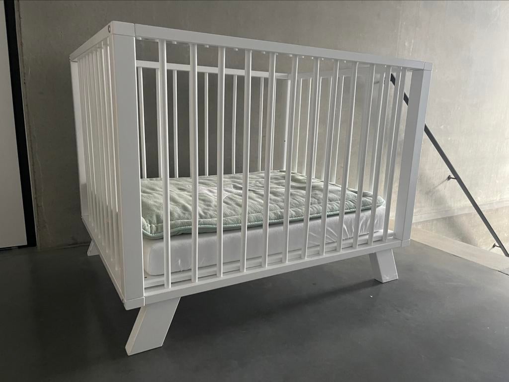 Wit park Bopita met matras en boxkleed. Ook apart te koop., Ophalen, Gebruikt, Rechthoekig, In hoogte verstelbaar