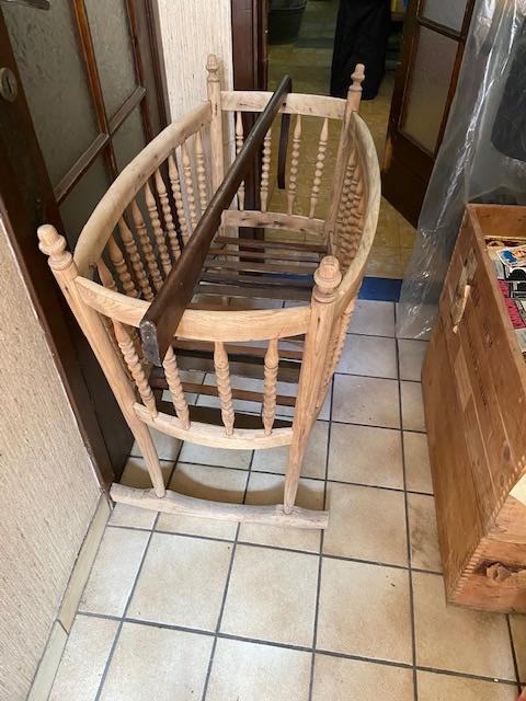 BERCEAU ANCIEN, Enlèvement