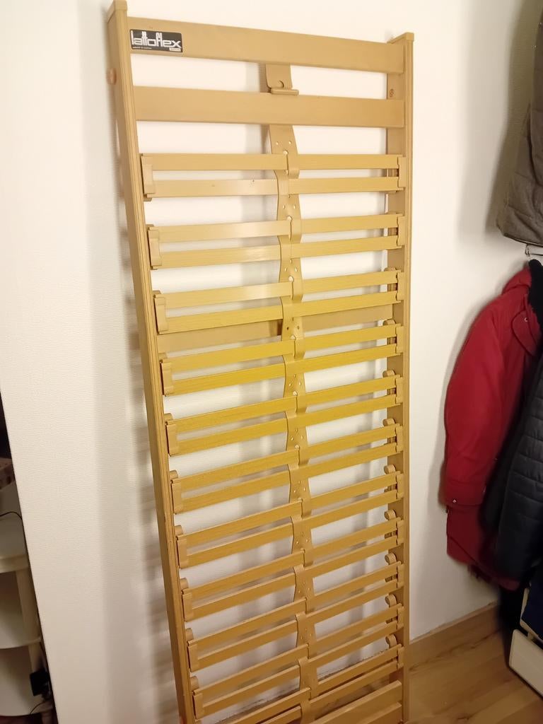 Latoflex 90 x 200 cm. Deux copies. Deux sommiers, Enlèvement, 200 cm