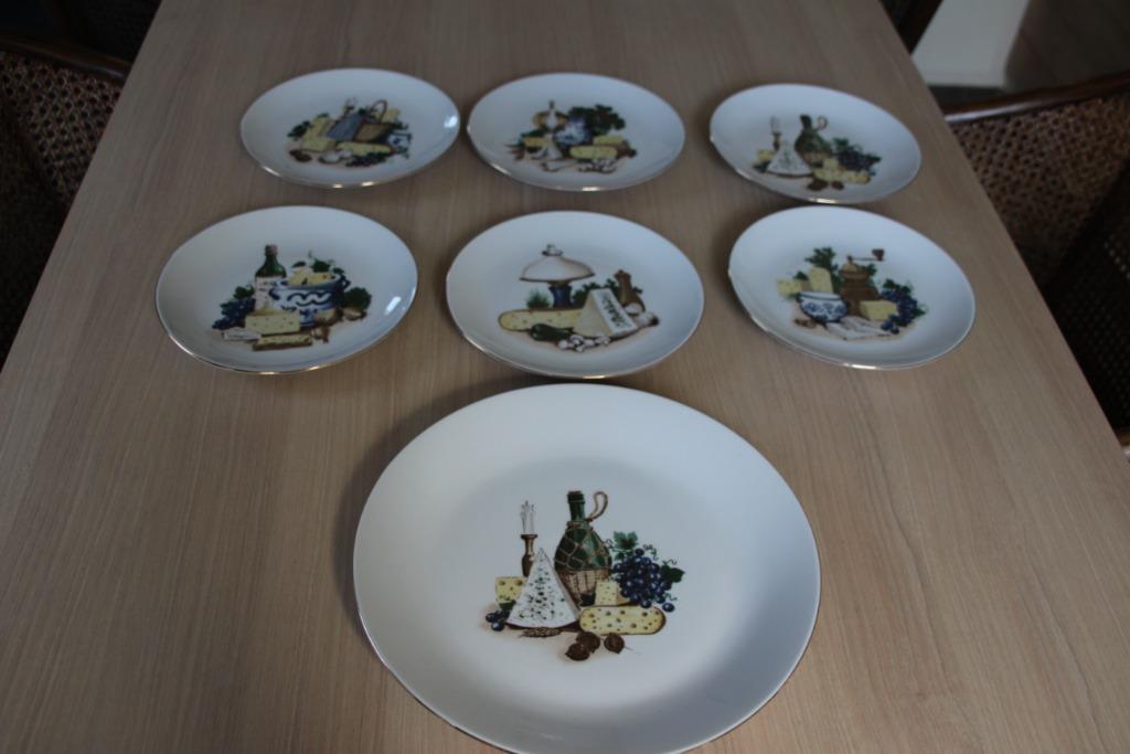 Vintage kaasservies van Kahla, Maison & Meubles, Cuisine | Vaisselle, Comme neuf, Assiettes(s), Autres styles, Enlèvement ou Envoi