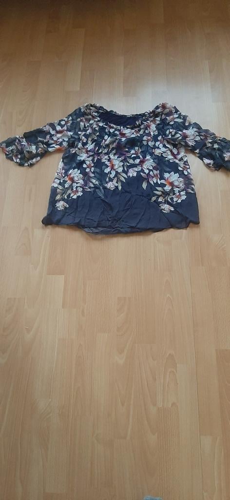 Gebloemde bloes M&G made in Italy medium, Kleding | Dames, Ophalen of Verzenden, Gedragen