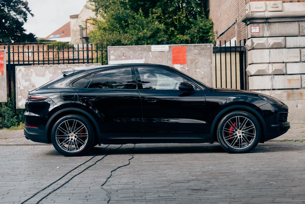 Porsche Cayenne Coupé verhuur met chauffeur, bruiloft etc, Cayenne, Bedrijf, Te koop, Coupé