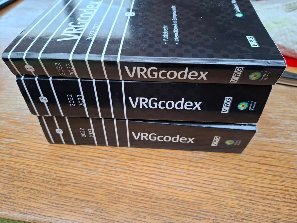 VRG Codex 2022/2023 (3 livres), Livres, Science, Utilisé, Autres sciences, Enlèvement ou Envoi