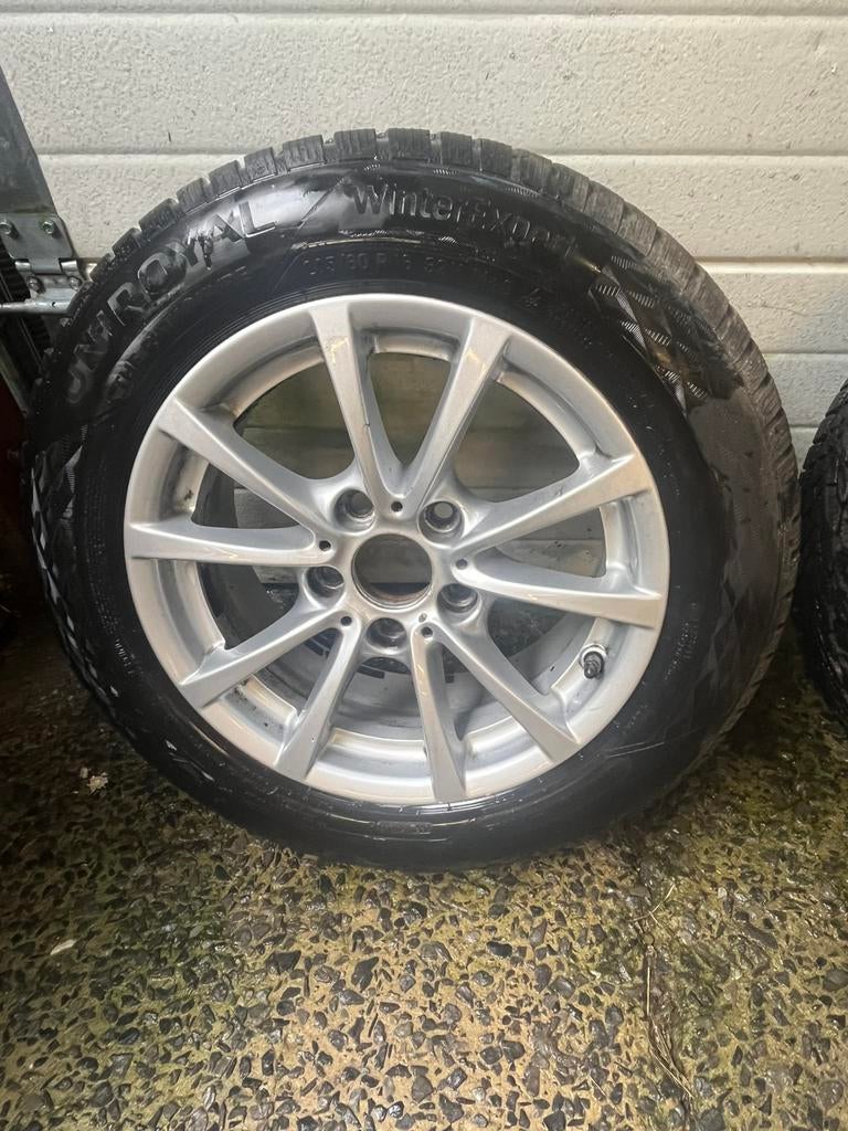 Jantes BMW + pneus neige neuf !!, Enlèvement, Pneus hiver, Pneu(s)