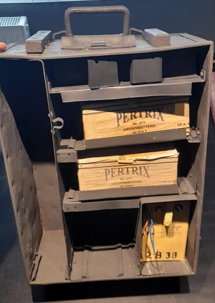 Caisse radio allemand ww2, Collections, Enlèvement ou Envoi