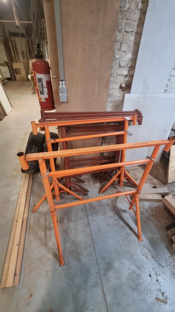 Metserschraag, Enlèvement, Comme neuf, Échafaudage de façade, Moins de 2 mètres