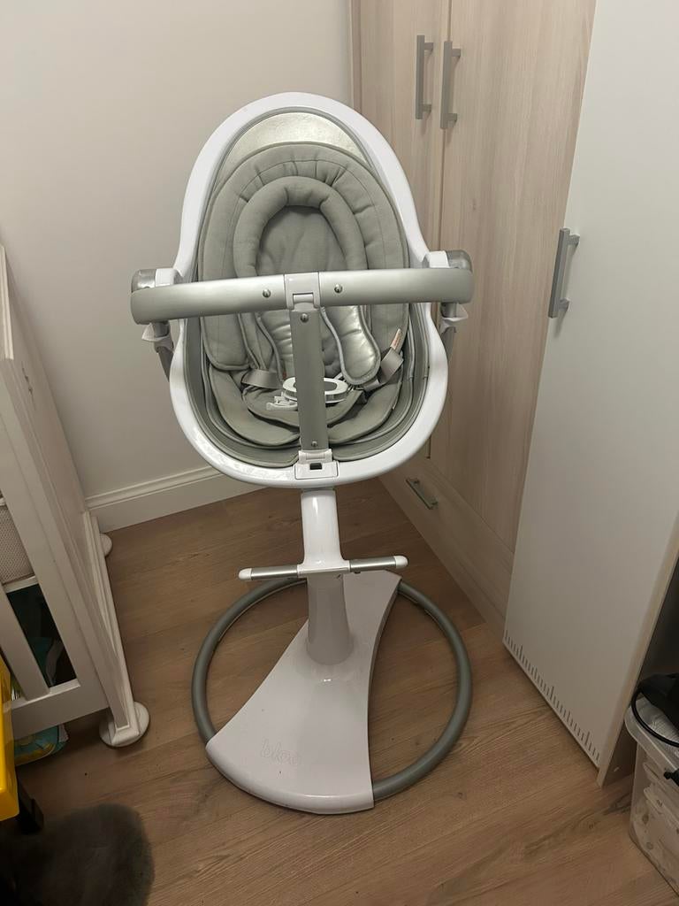 Eetstoel, Ophalen, Zo goed als nieuw, Overige typen, Gordel(s)