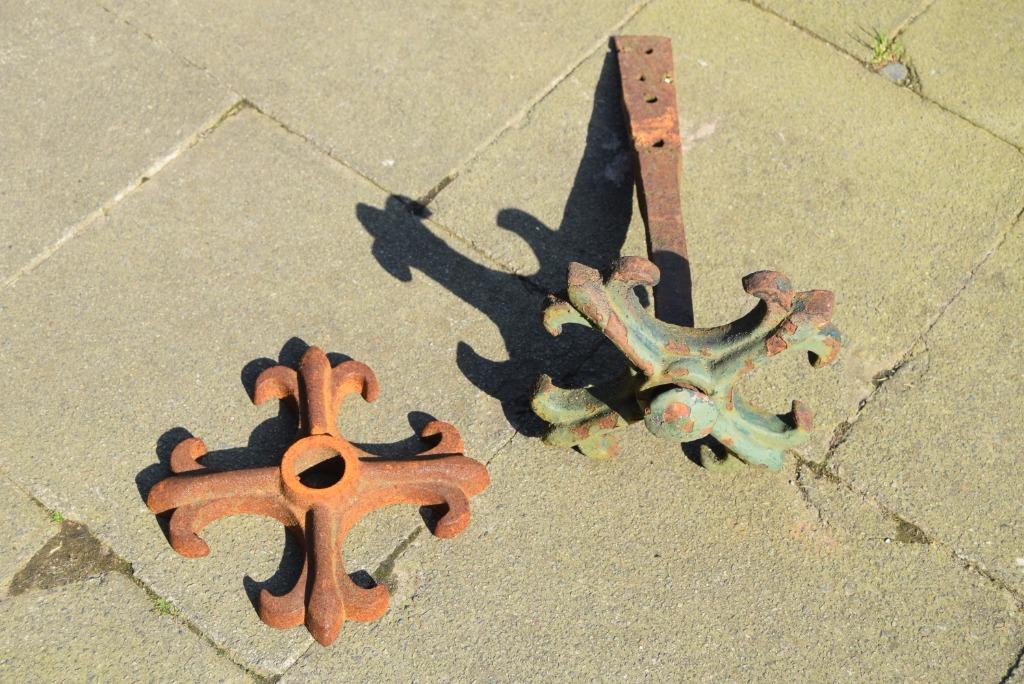 Gevelrozetten, sierlijke gietijzeren ankers, grote keuze, Ophalen of Verzenden, Nieuw