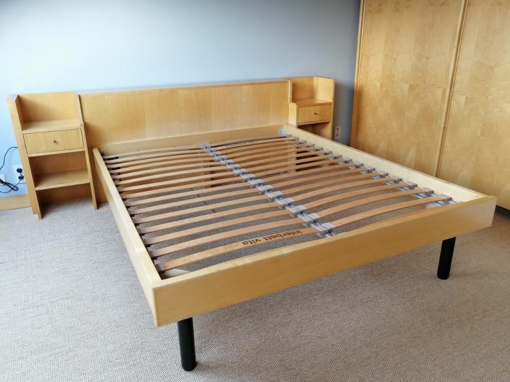 Lit double + tête de lit + meuble console/TV en frêne, Maison & Meubles, Enlèvement, Utilisé, Deux personnes, Modern