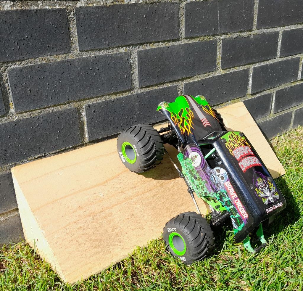 Losi Mini Grave Digger (met extra's !), Auto offroad, Zo goed als nieuw, RTR (Ready to Run), Ophalen
