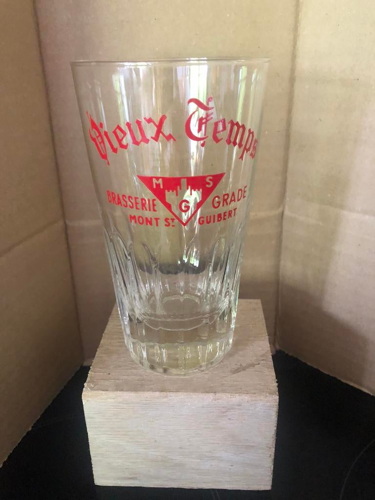 vieux temps brasserie grade mont st guibert, Verzamelen, Ophalen of Verzenden, Gebruikt, Glas of Glazen, Overige merken
