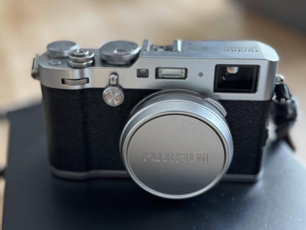 Fujifilm X100F, TV, Hi-fi & Vidéo, Appareils photo numériques, Sans zoom optique, Compact, Enlèvement, Utilisé