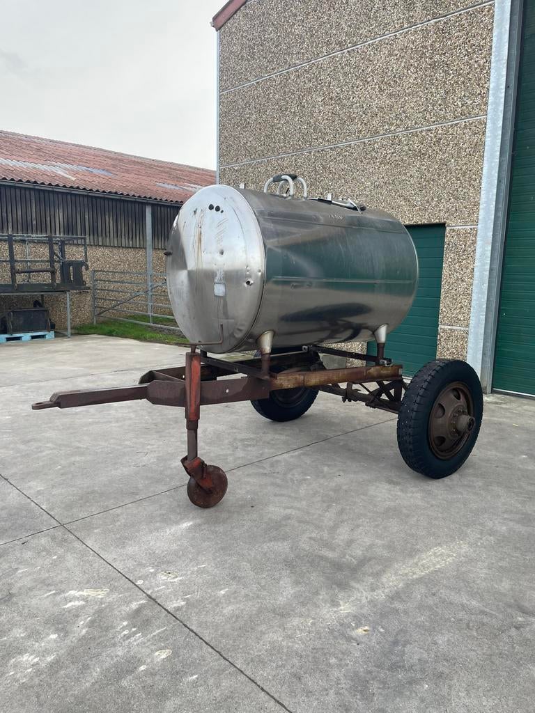 Inox vat 1000L, Ophalen