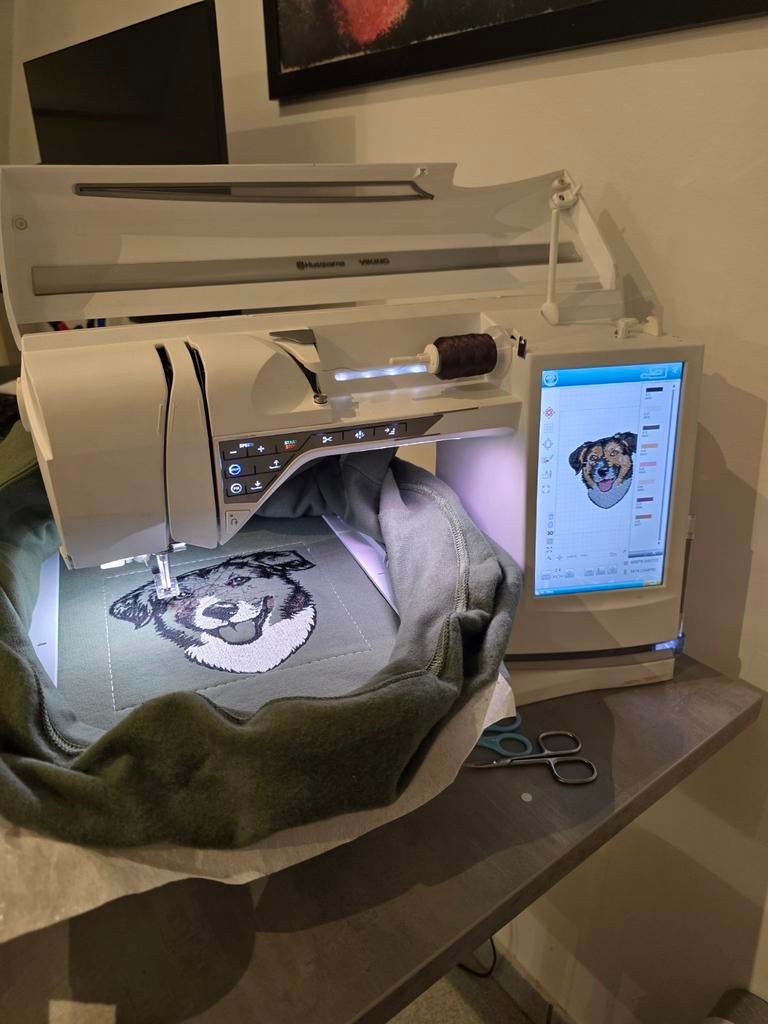 Husqvarna designer diamond borduurmachine te koop, Ophalen