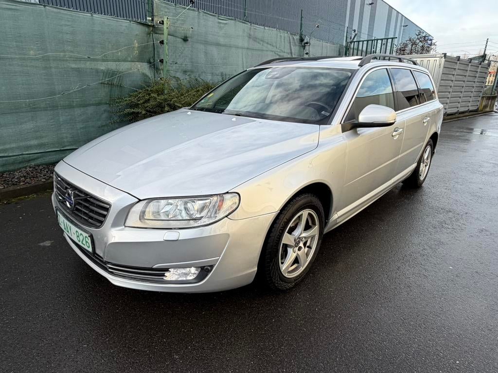 Volvo v70 2.0D Automatic 12/2015 Full option Xenon Cam, Autos, Argent ou Gris, Achat, Euro 6, Entreprise