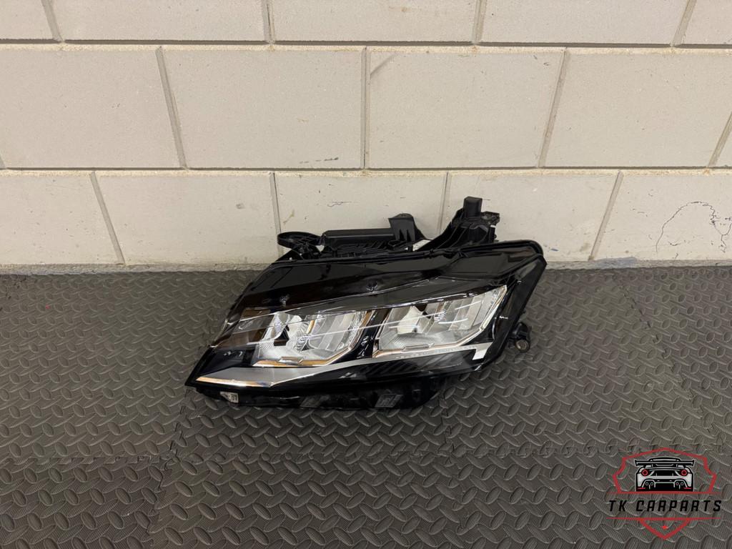 Peugeot 308 led technology koplamp links 9839286380, Taurusavenue 1
2132 LS  Hoofddorp, NL, Contact.group@renault.com, Stellantis N.V.