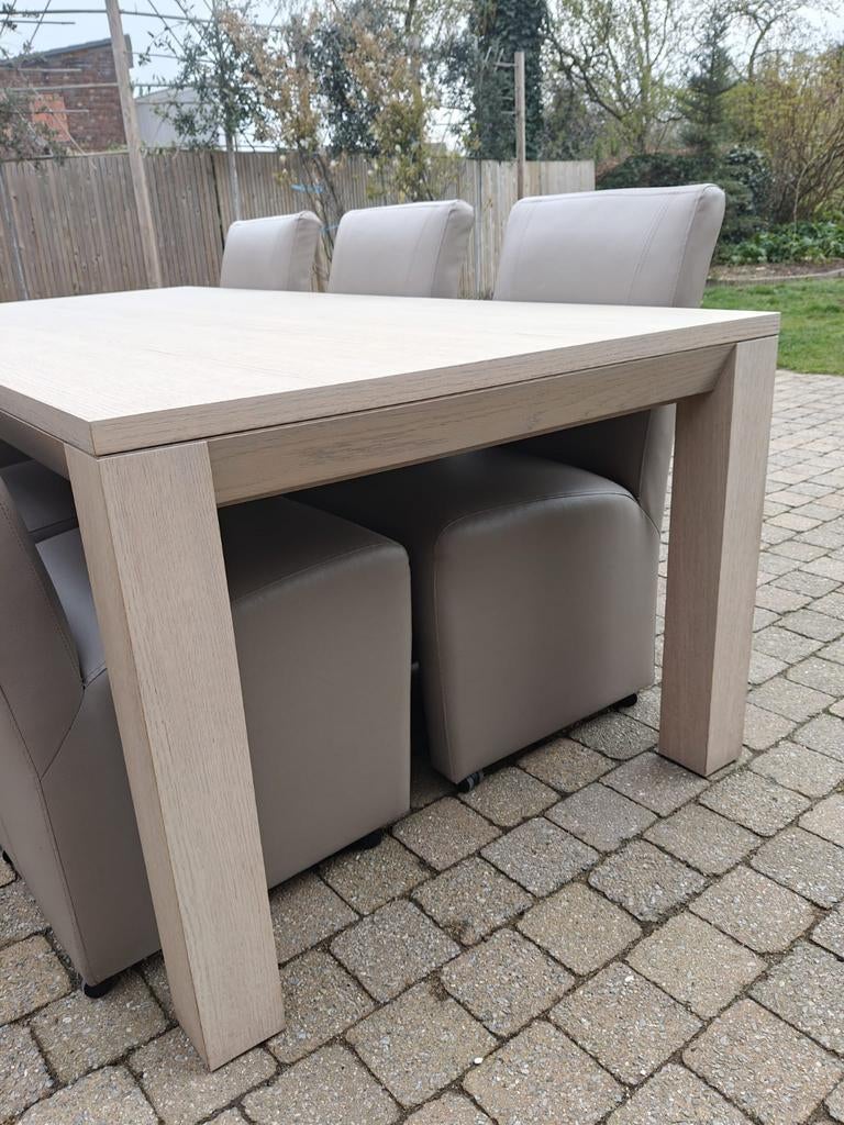 Eiken tafel met 6 stoelen, Ophalen