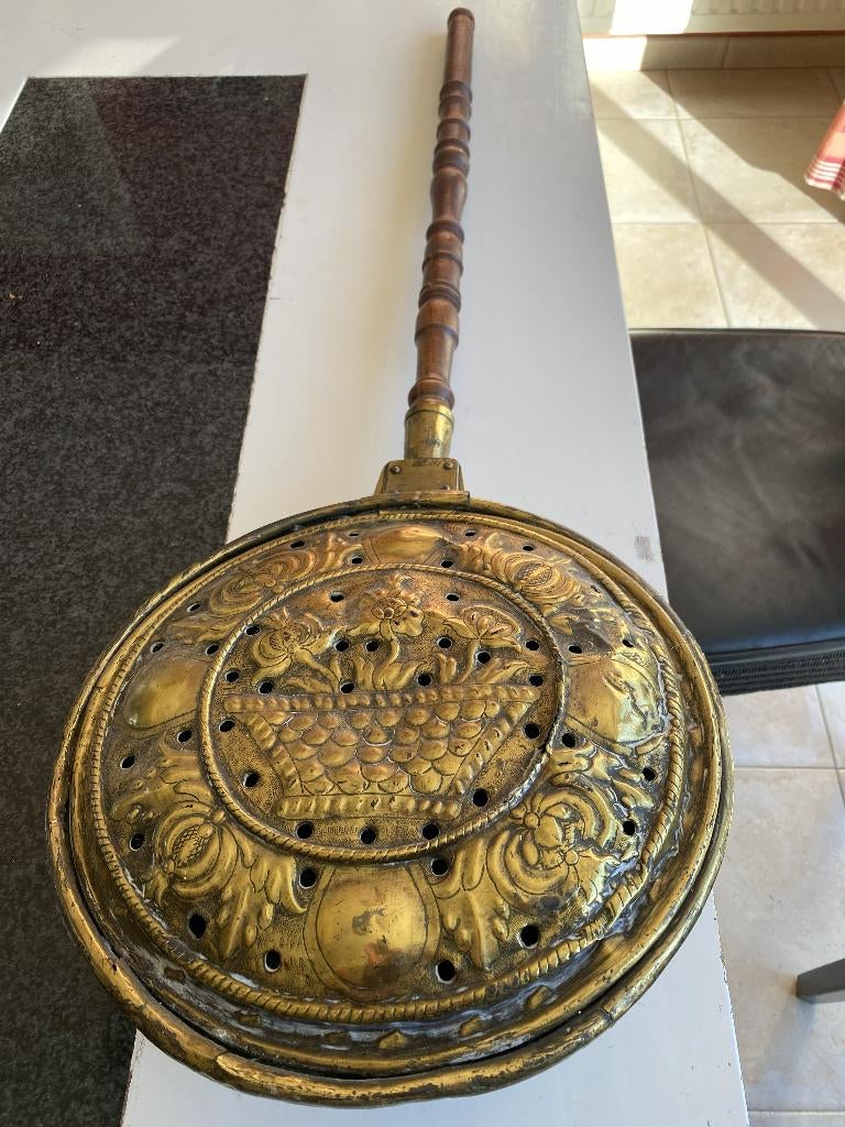 Ancienne Bassinoire chauffe lit en cuivre et bois, Ophalen, Koper
