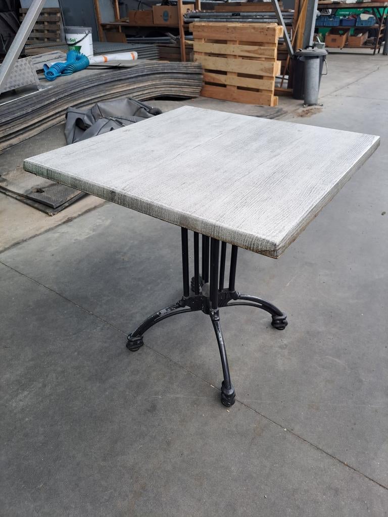 MEILLEURE OFFRE : 10 tables de patio Horeca (70x70) Werzalit, Enlèvement ou Envoi, Utilisé, Carré, Autres matériaux