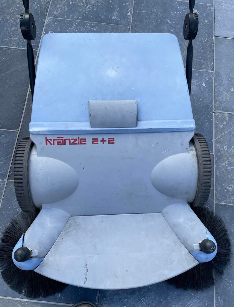 lente opruiming! Veegborstel kranzle 2+2, Tuin en Terras, Ophalen, Gebruikt