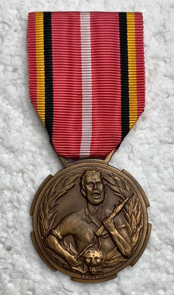 Medaille, VERZET Nationale Koningsgezinde Beweging 40-45, Verzamelen, Militaria | Algemeen, Ophalen of Verzenden, Landmacht, Lintje, Medaille of Wings