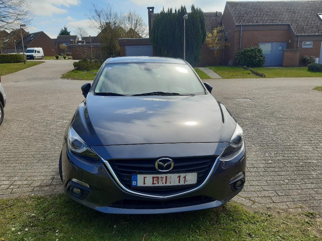 Mazda 3 1.5 essence 2016 (Skyactiv-G 100 ch), Auto's, Mazda, Stof, Sound system, Particulier, 74 kW