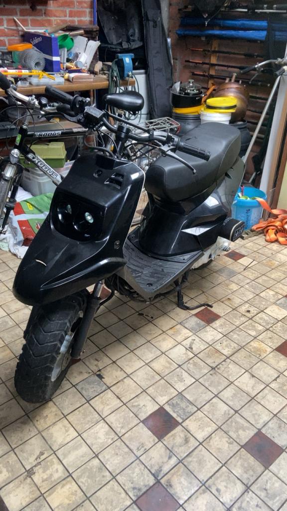 Mbk booster b klasse, Fietsen en Brommers, Ophalen, Zo goed als nieuw