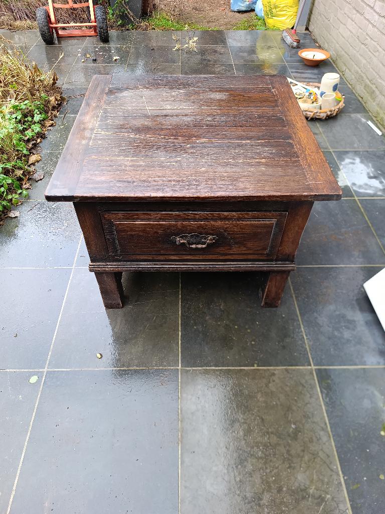 tafeltje met lade, Ophalen