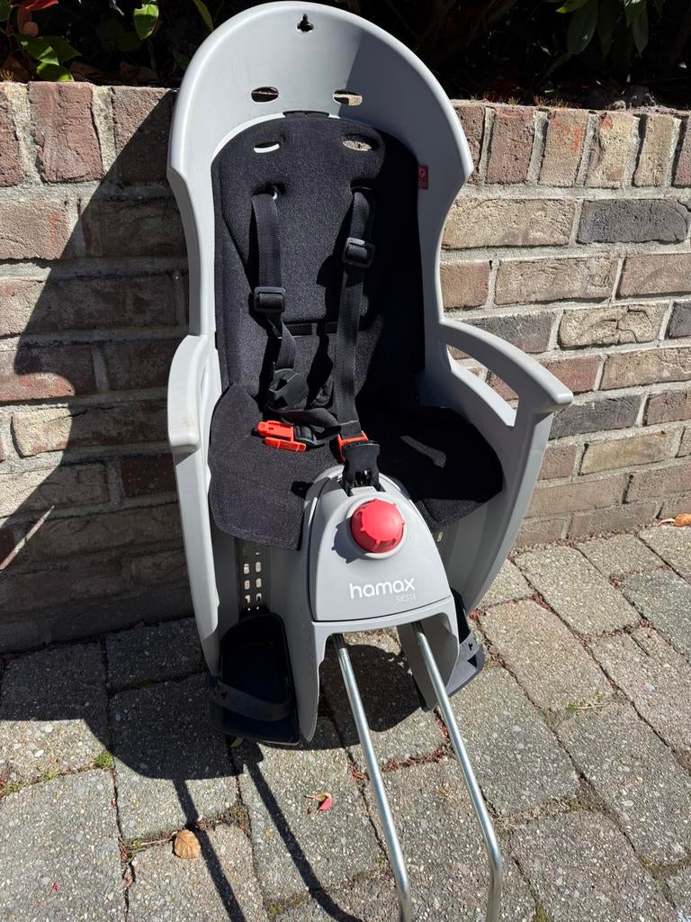 Hamax fietsstoeltje kantelbaar grijs, Ophalen, Zo goed als nieuw
