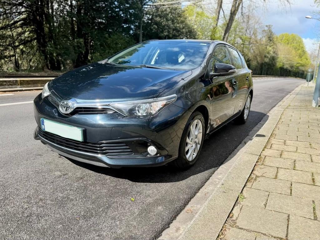 2017 Toyota auris 1.2 Essence , cONTROLE tech, GARANTIE 12 M, Autos, Achat, Euro 6, Noir, 5 portes