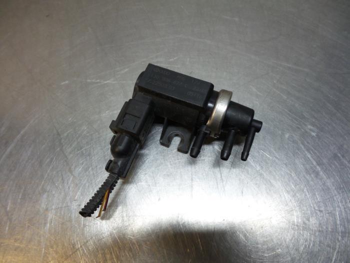 Vacuum ventiel van een Volkswagen Caddy (Caddy 04-), Gebruikt, -, Volkswagen, -