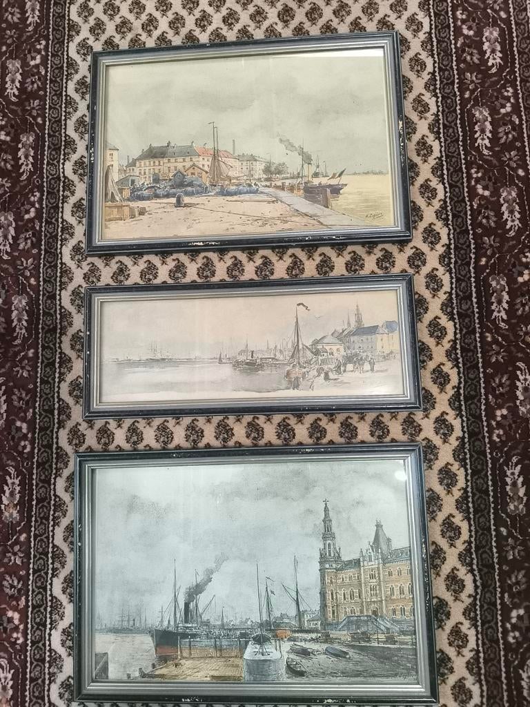 Lot van drie oude afdrukken, Ophalen