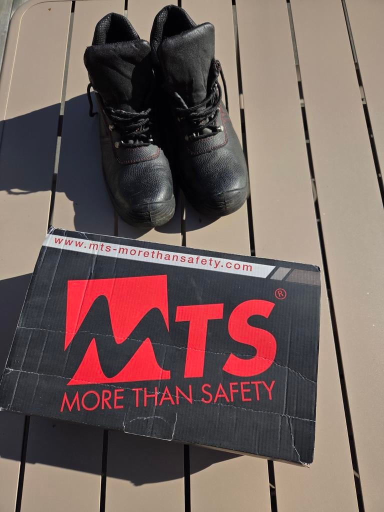 Chaussures de sécurité MTS s3 - P43, Bricolage & Construction, Enlèvement