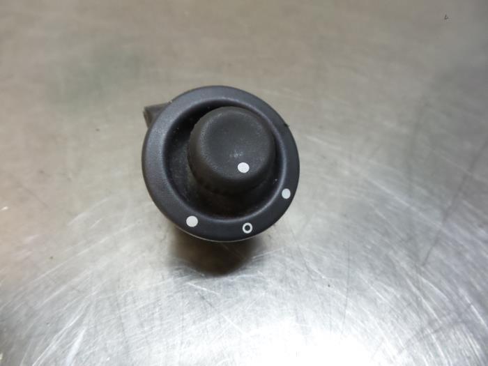 Commutateur rétroviseur d'un Renault Clio (Clio 2 01-), Renault, -, 3 mois de garantie, Utilisé