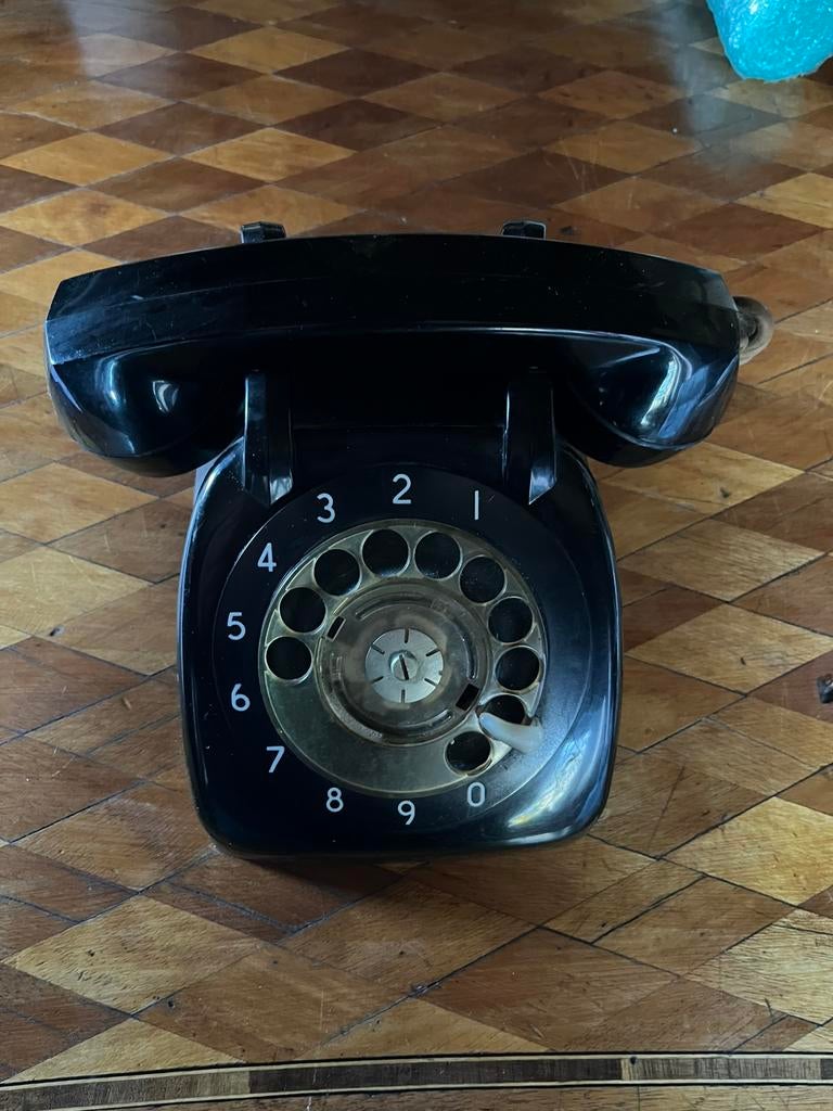 Téléphone vintage à cadran rotatif, Telecommunicatie, Vaste telefoons | Niet Draadloos, Ophalen of Verzenden, Gebruikt