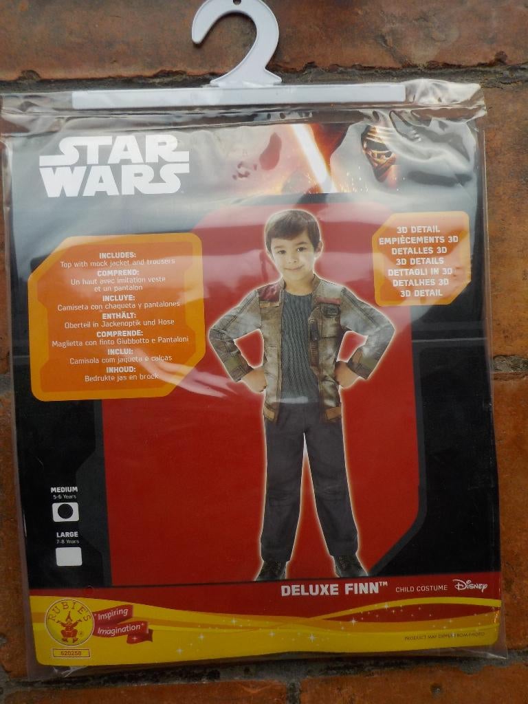 5-6 jaar Star Wars Deluxe Finn verkleedkleding - nieuw, Ophalen of Verzenden, Nieuw, 110 t/m 116, Jongen