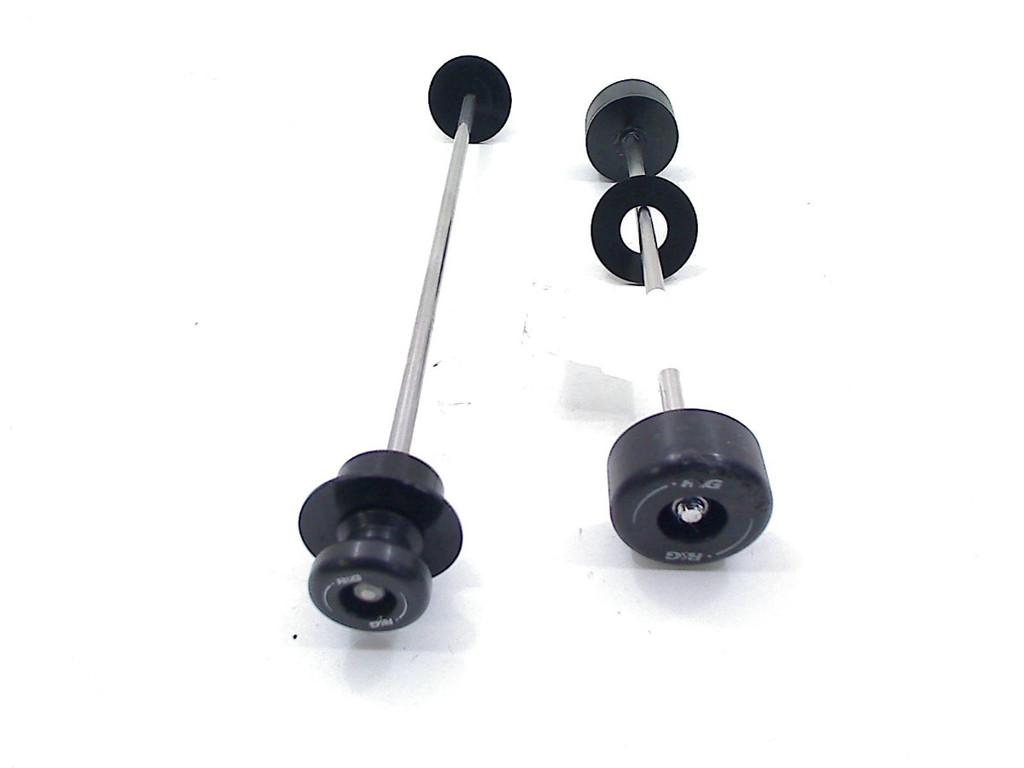 FALL CAPS Yamaha MT 07 2021-2024 (MT07 MT-07 FZ-07 RM341), Dhr. S. di Majo, Utilisé, Info@cama-motorparts.nl, P.J. Troelstraweg 8 8
3144 CX  MAASSLUIS, NL