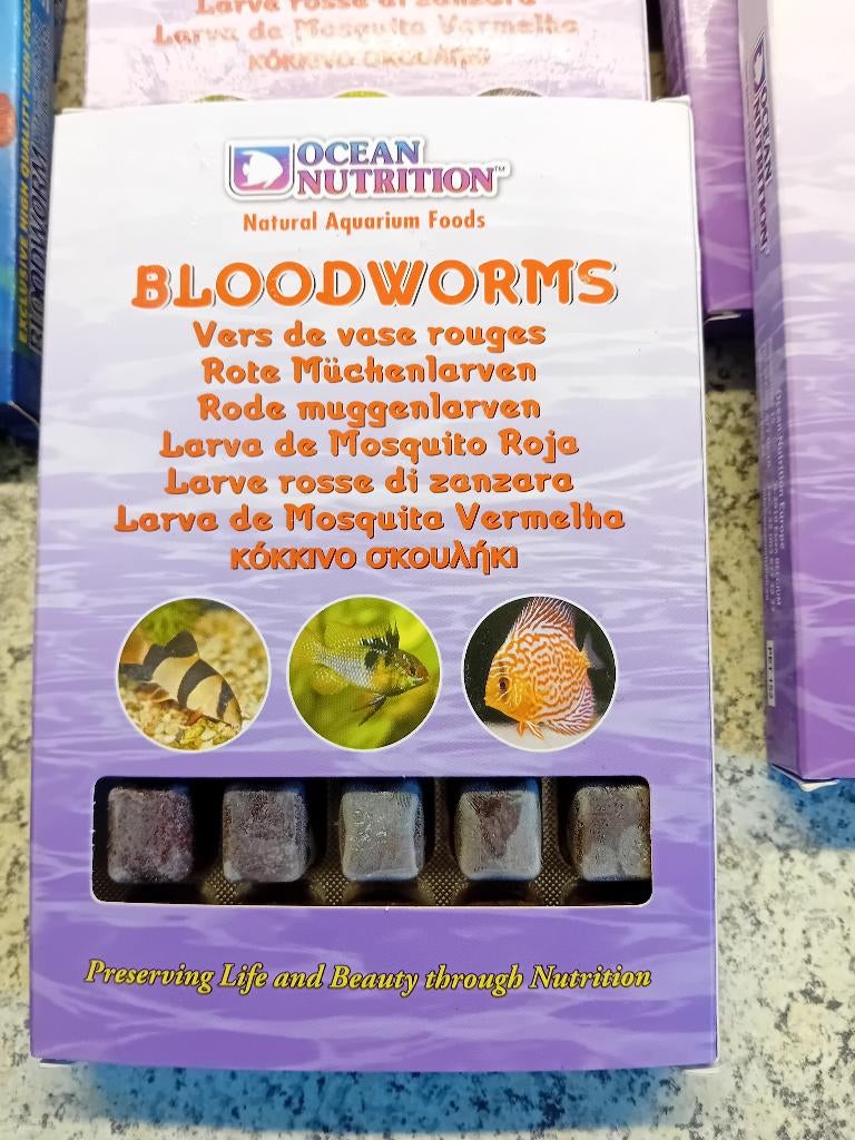 Visvoer diepgevroren muggenlarven bloodworms 4 dozen, Dieren en Toebehoren, Dierenvoeding, Ophalen, Vis
