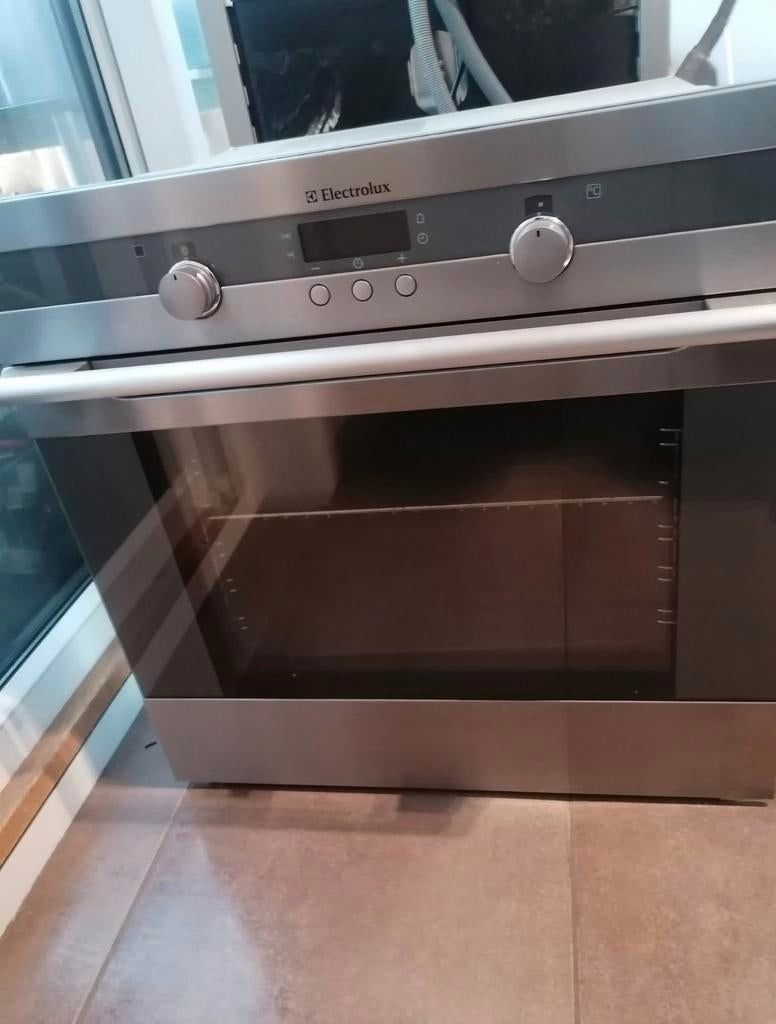 Electrolux inbouw oven 60x60cm, Elektronische apparatuur, Ophalen, Inbouw, Oven