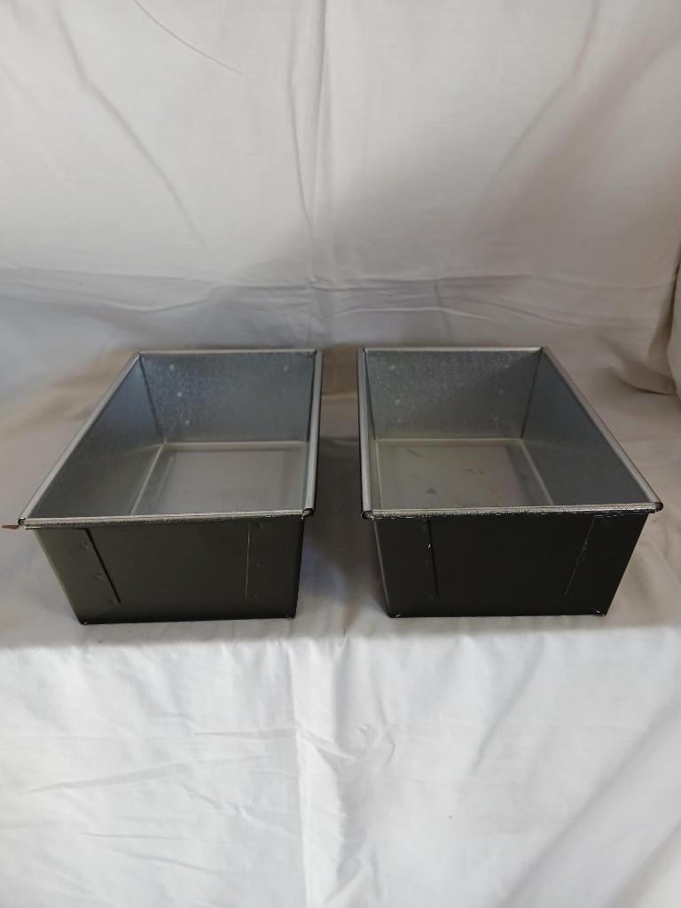 2 moules à pain, Enlèvement ou Envoi, Neuf, Moule