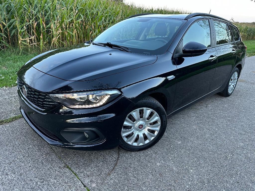 Fiat Tipo 1.6 MultiJet diesel Euro6b 04/2018 navi airco, Autos, Fiat, Achat, Euro 6, 110 g/km, Boîte manuelle