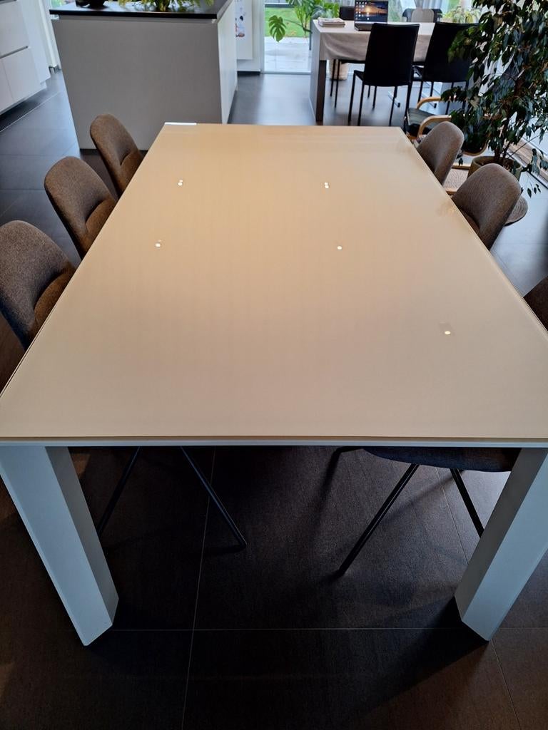 table a manger Calligaris, Maison & Meubles, Enlèvement