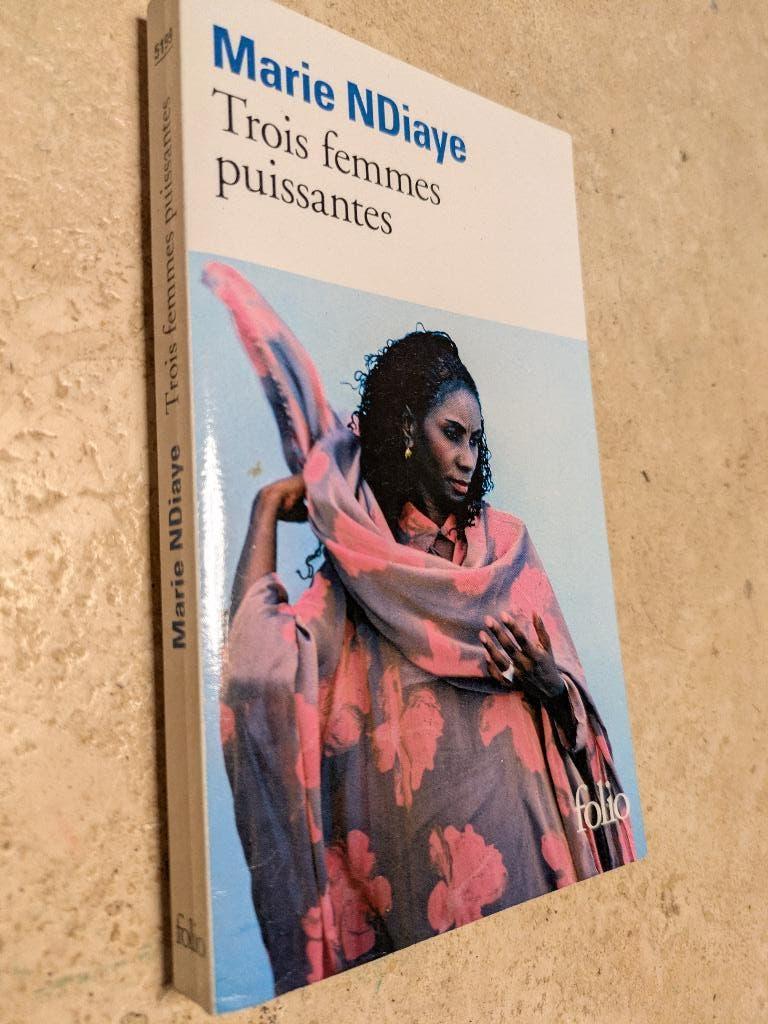 Trois femmes puissantes (Marie NDiaye)., Livres, Marie NDiaye., Utilisé, Europe autre, Envoi