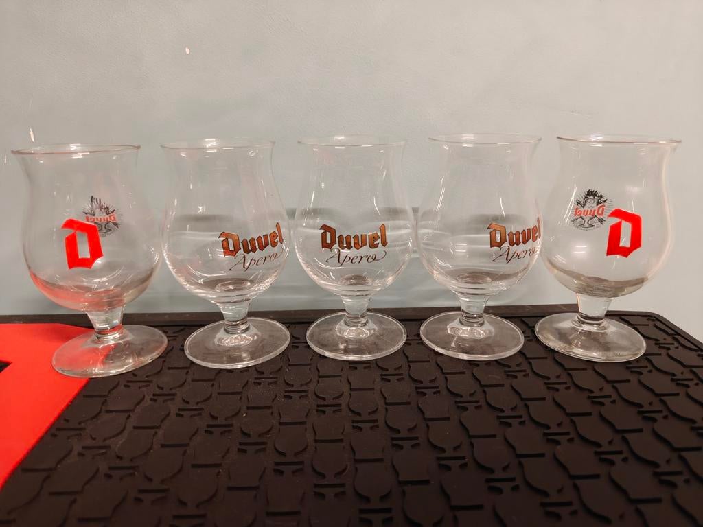 5 Duvelglazen (apero), Enlèvement