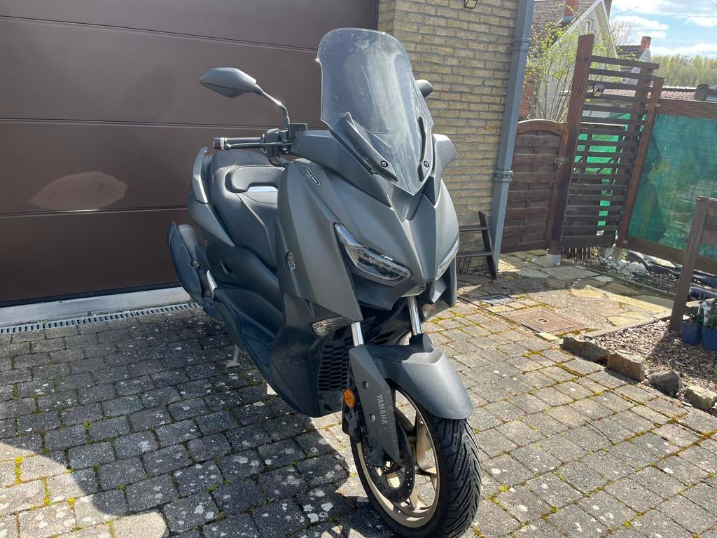 Yamaha X-Max 125 Tech Max, Motoren, Motoren | Yamaha, Scooter, Particulier