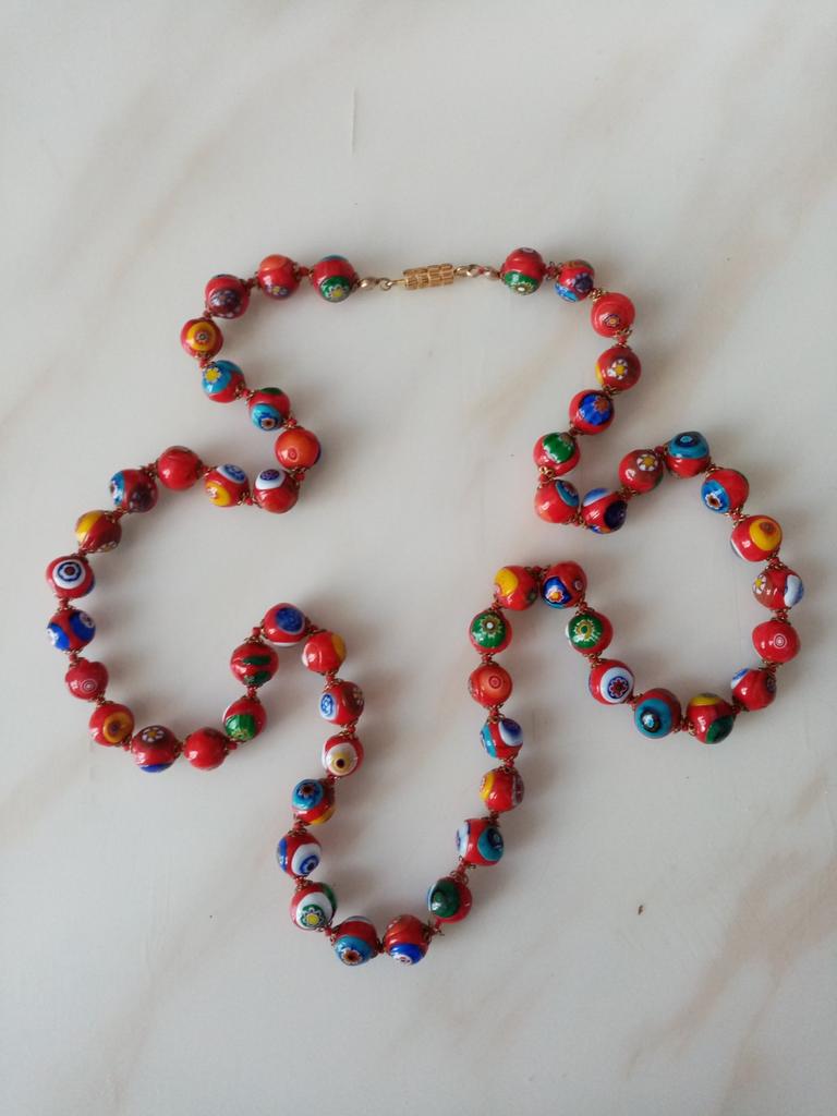Collier ancien vénitien en perles de verre de Murano Millefi, Bijoux, Sacs & Beauté
