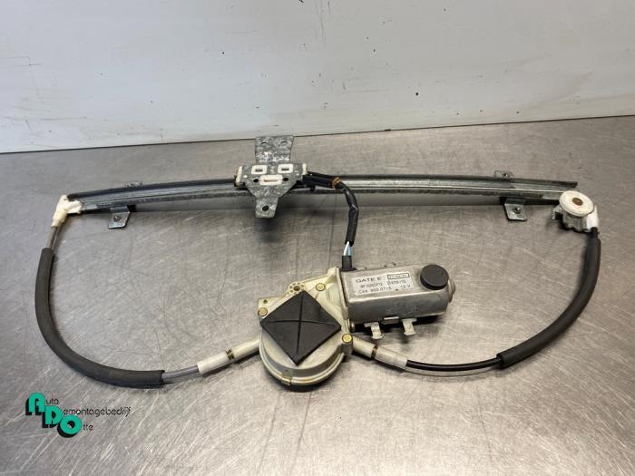 Mécanique vitre 2portes avant droite d'un Nissan Terrano (T, -, 3 mois de garantie, Utilisé, -