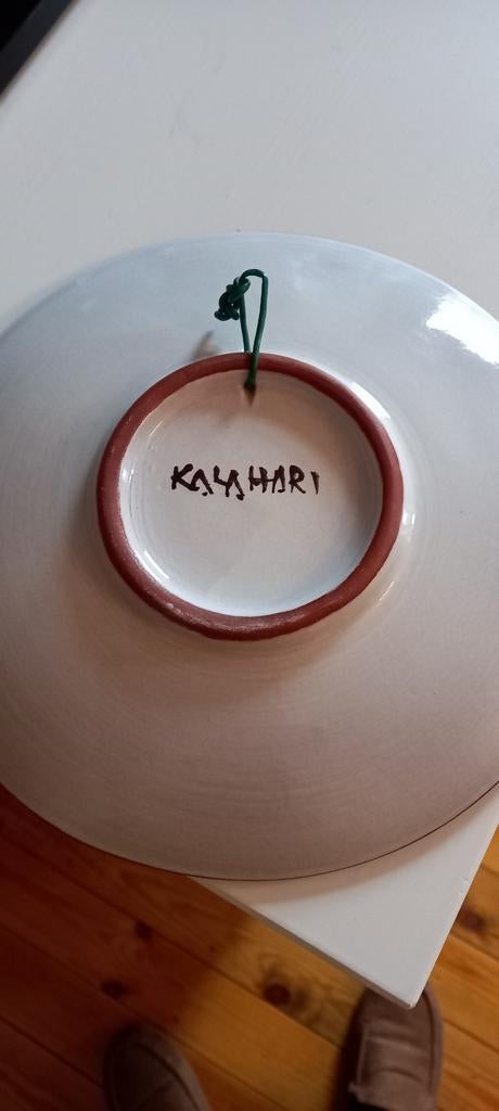 Bord van Kalahari Studio, dame knielend, Antiek en Kunst, Antiek | Schalen, Ophalen